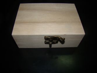 Cutie din lemn  18 x 13.5 x 7cm