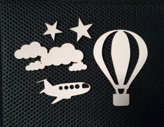 Set figurine cu avion, nori si valon aer cald