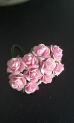 Set de 10 trandafiri din hartie, 1cm - roz 