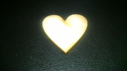 Figura din lemn  - inima de 3cm
